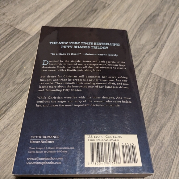 Fifty Shades Darker Softcover Paperback Book Written By E. L. James - Picture 3 of 3